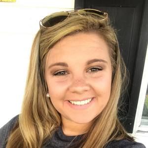 Meet your Posher, Claudia